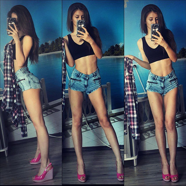 free no log in webcam sex #Brazzers  #brunette  #darlingdanika  #glamour  #highheels  #hot  #legs  #nicelegs  #onallfours  #pearlnecklace  #pinup  #pornstar  #sexy  #sologirl
